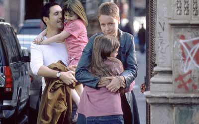 Aaaaaah, the happy family... In America image